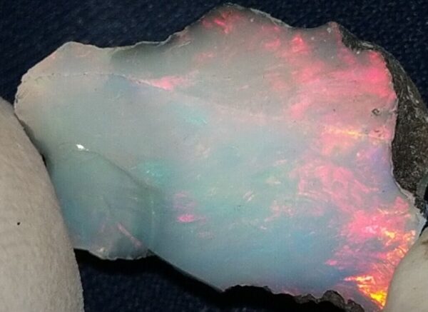 7.5 Carat Beautiful Ethiopian Wello (Welo) Opal Rough #WR2110706032 - Image 3