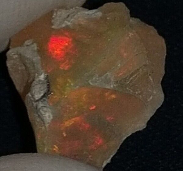 6.5 Carat Beautiful Ethiopian Wello (Welo) Opal Rough #WR1870630009 - Image 2